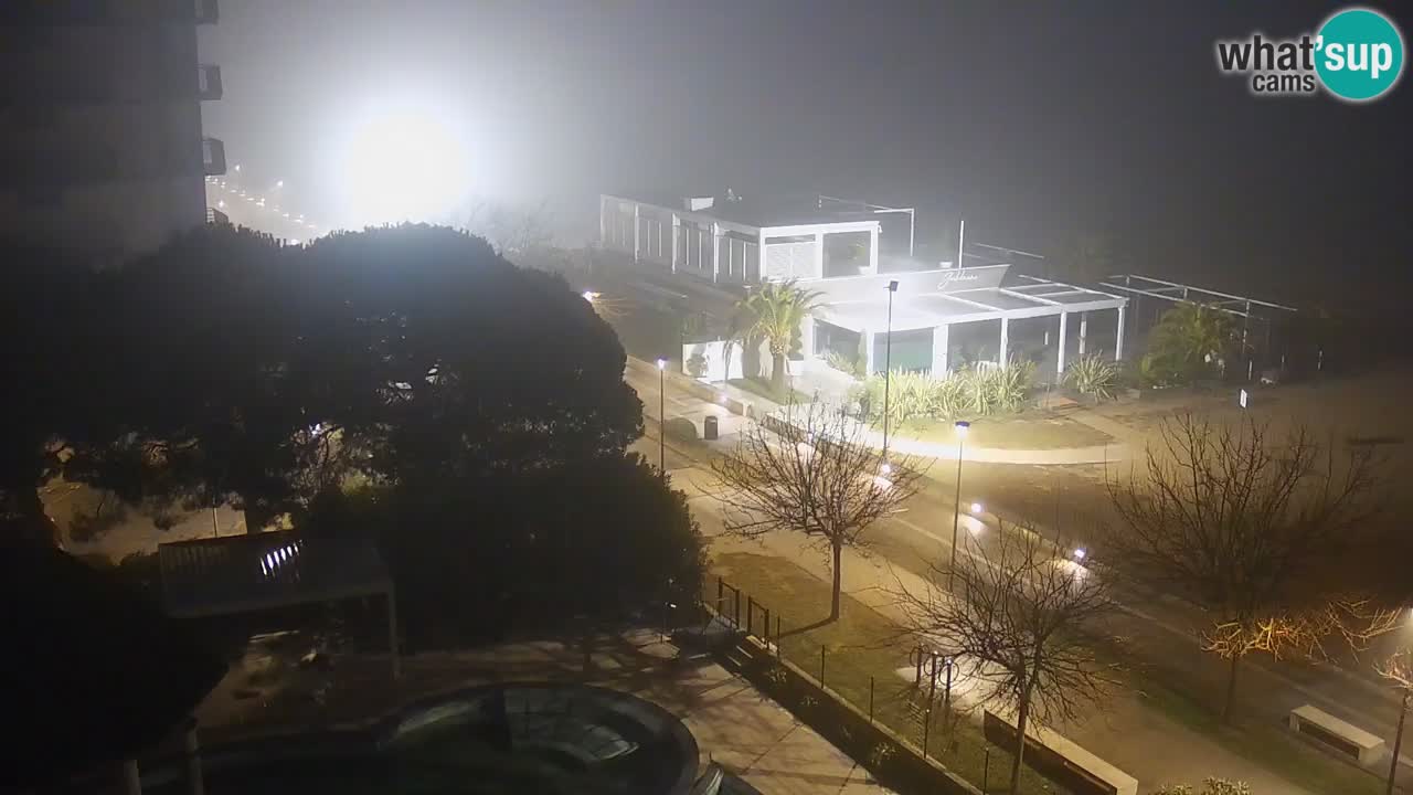 Spletna kamera Bibione plaža – pogled iz Ashanti ApartHotela