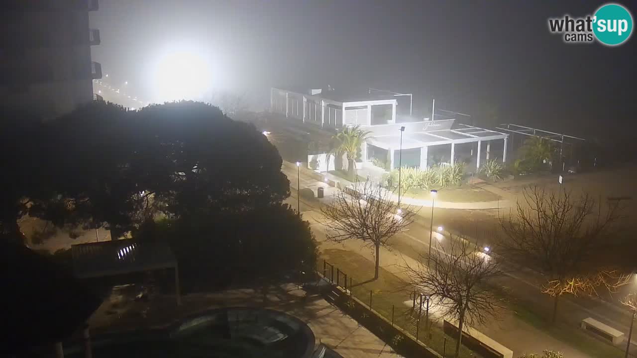 Spletna kamera Bibione plaža – pogled iz Ashanti ApartHotela