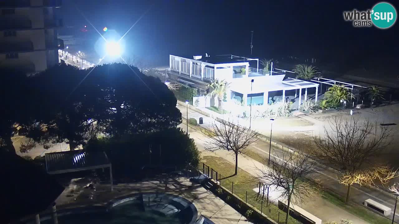 Spletna kamera Bibione plaža – pogled iz Ashanti ApartHotela