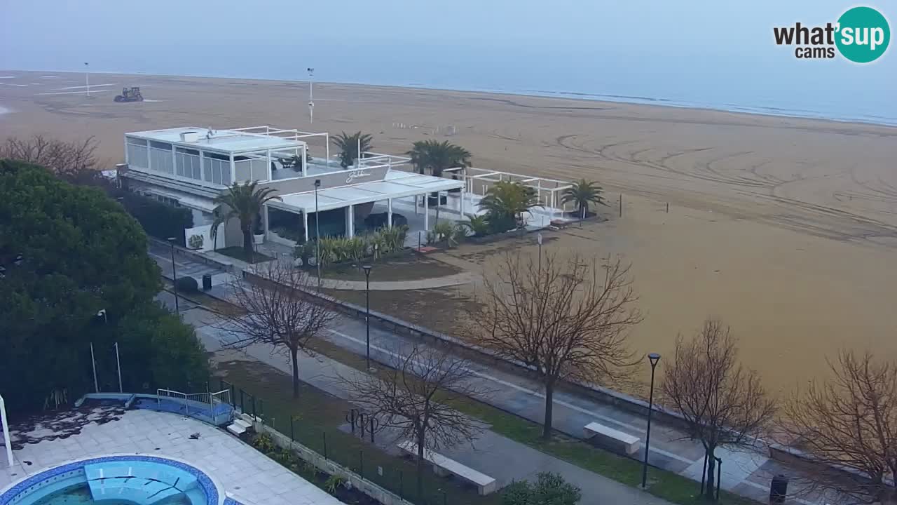 Spletna kamera Bibione plaža – pogled iz Ashanti ApartHotela