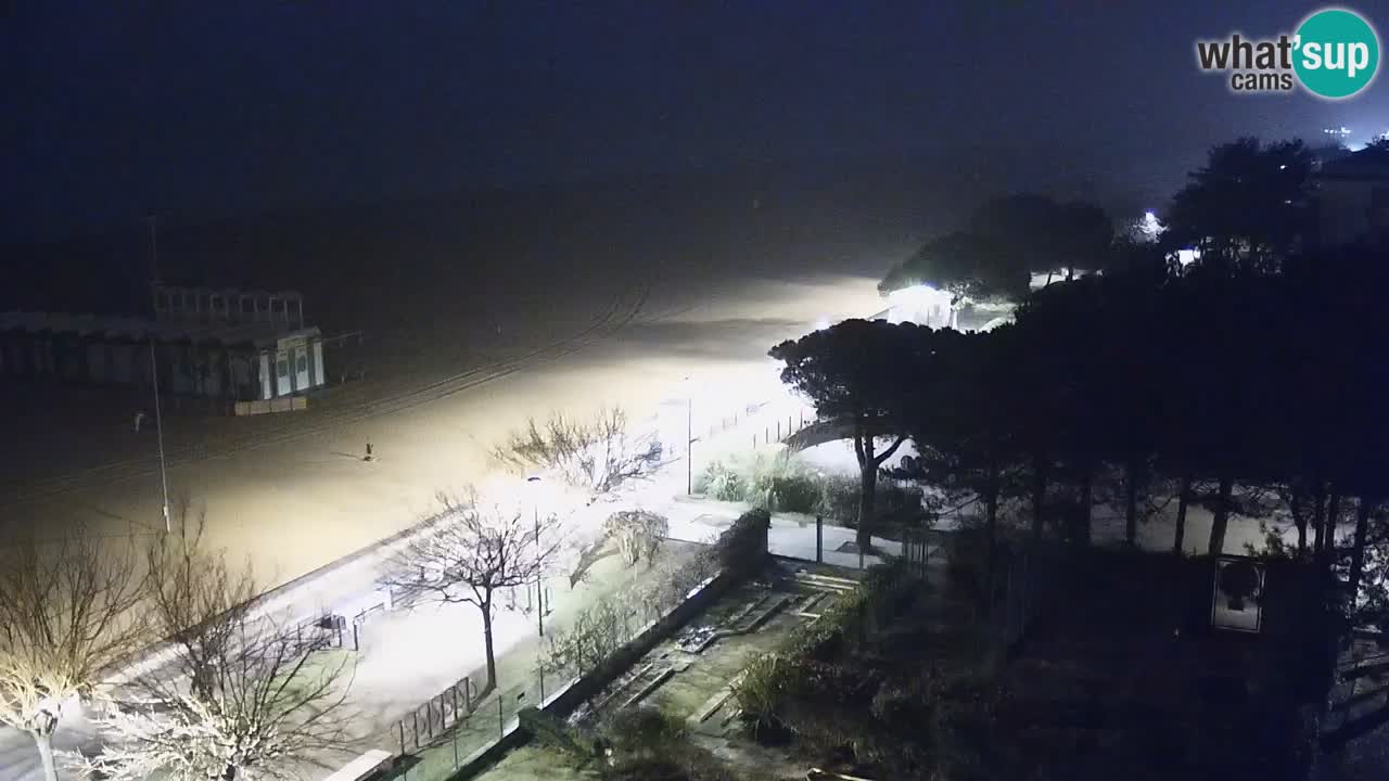 Spletna kamera Bibione plaža – pogled iz Ashanti ApartHotela