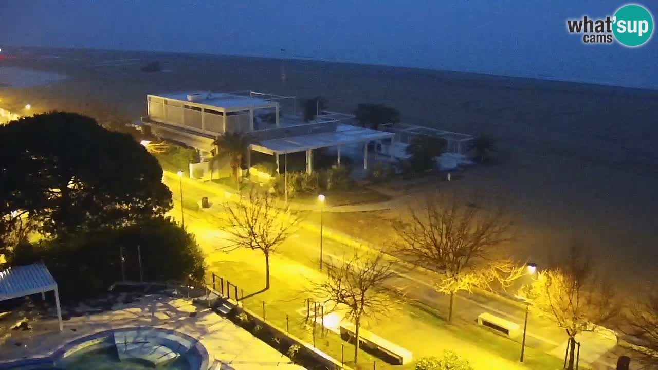 Spletna kamera Bibione plaža – pogled iz Ashanti ApartHotela
