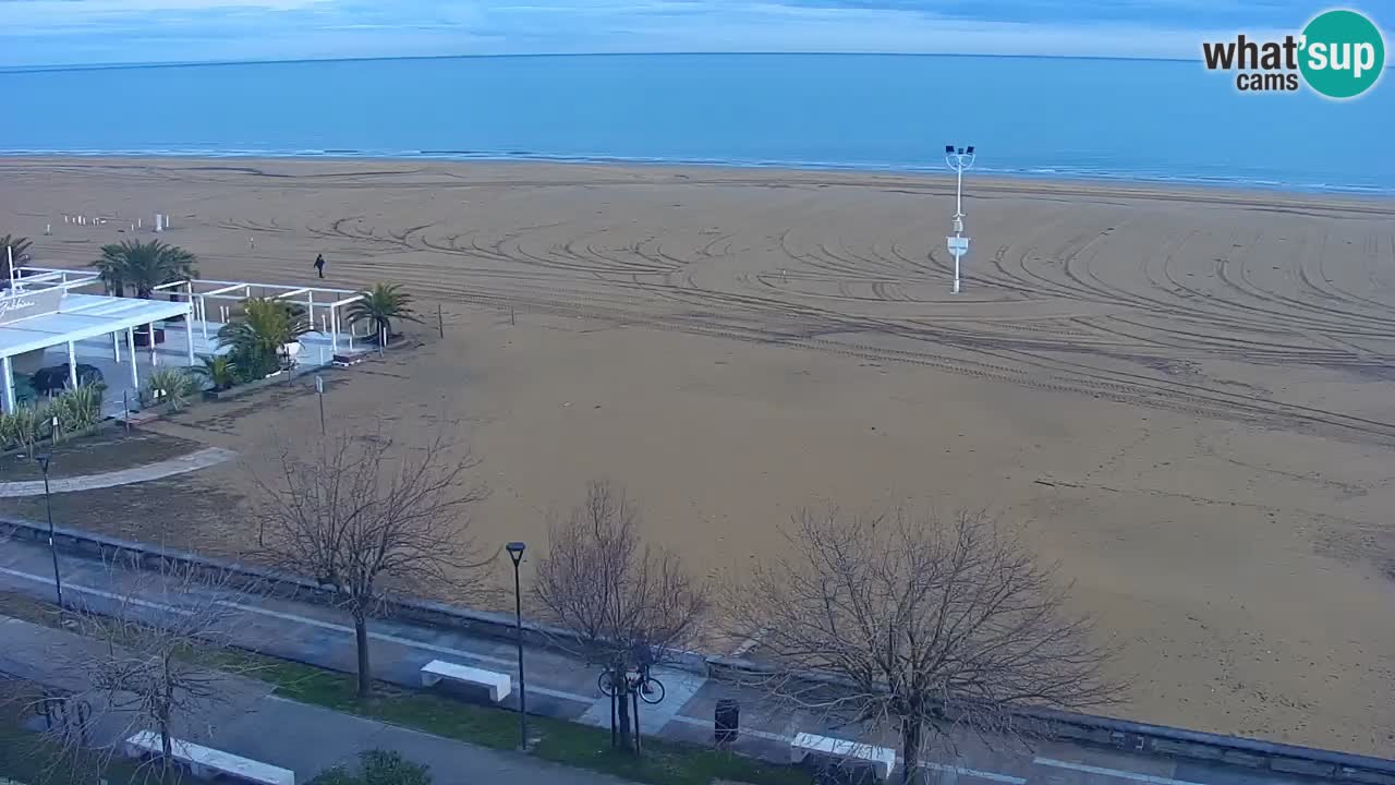 Spletna kamera Bibione plaža – pogled iz Ashanti ApartHotela