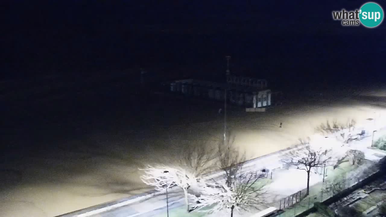 Spletna kamera Bibione plaža – pogled iz Ashanti ApartHotela