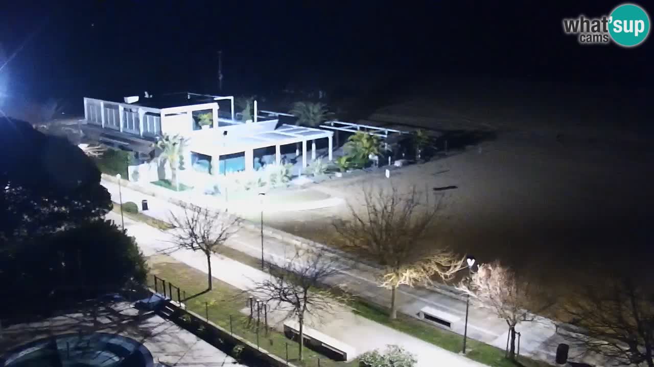 Spletna kamera Bibione plaža – pogled iz Ashanti ApartHotela