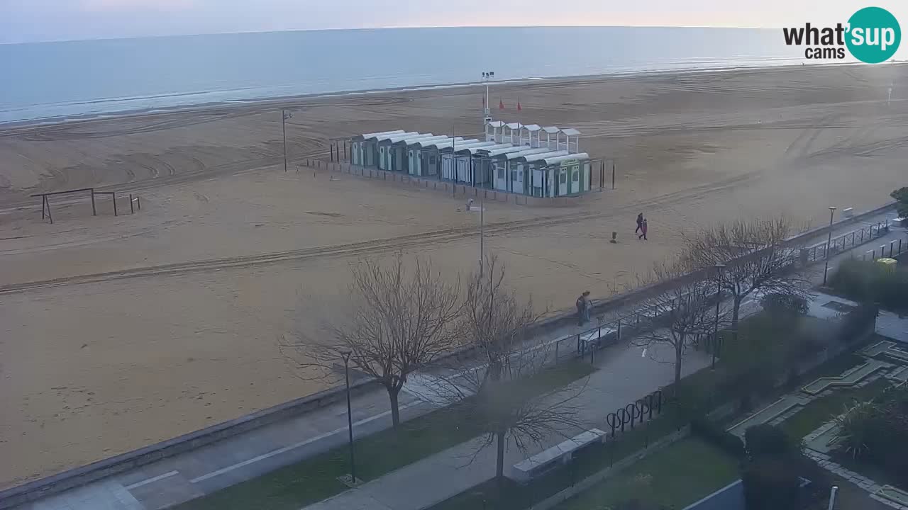 Spletna kamera Bibione plaža – pogled iz Ashanti ApartHotela