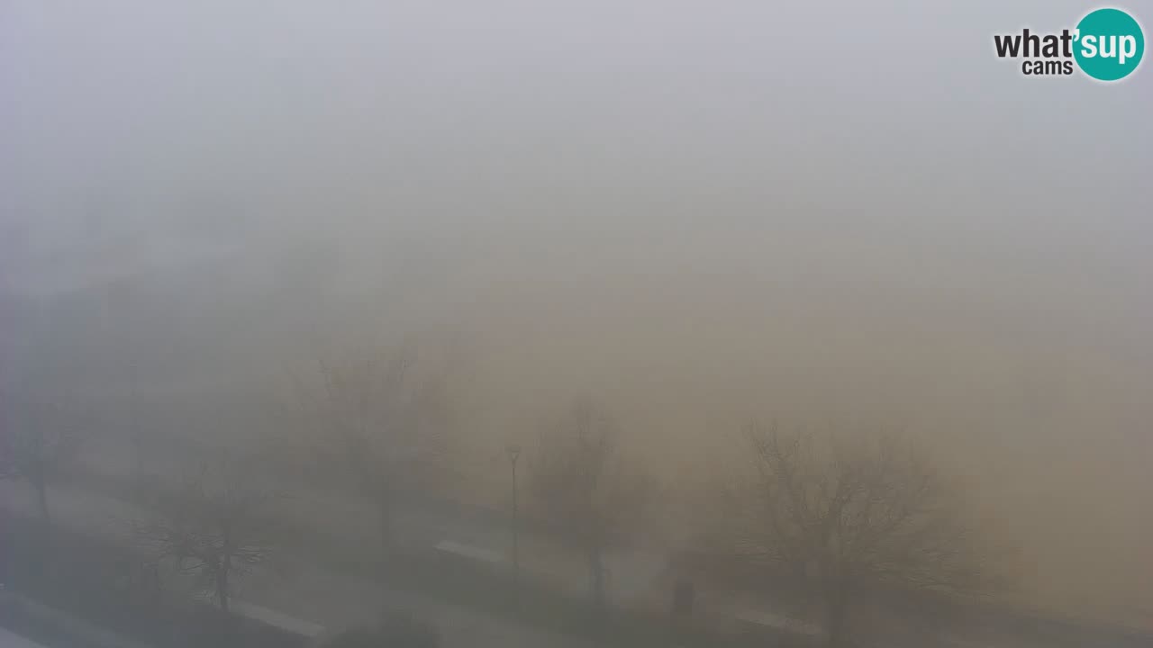 Spletna kamera Bibione plaža – pogled iz Ashanti ApartHotela