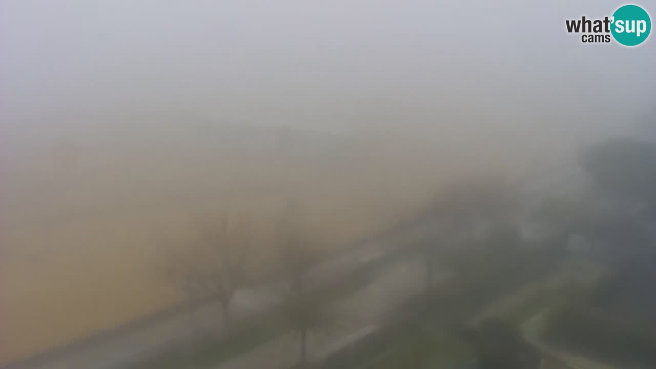 Spletna kamera Bibione plaža – pogled iz Ashanti ApartHotela