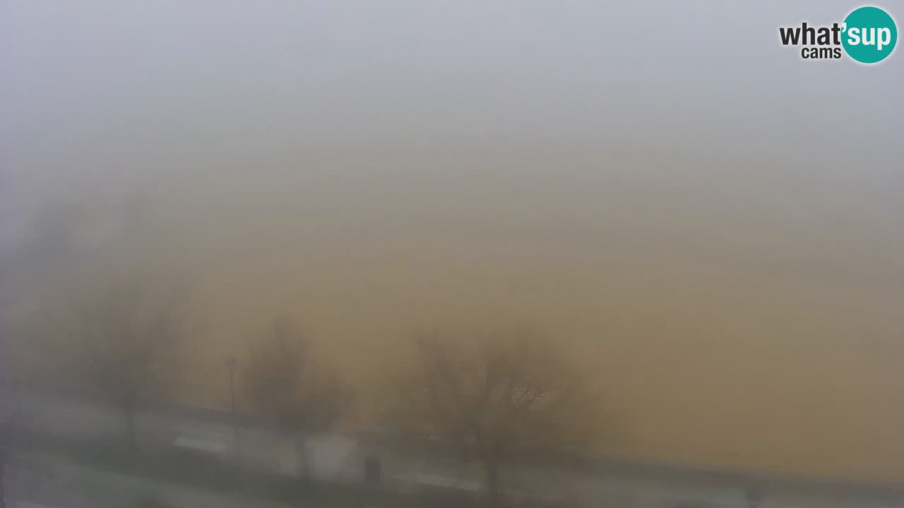 Web kamera Bibione plaža – pogled sa Ashanti ApartHotela