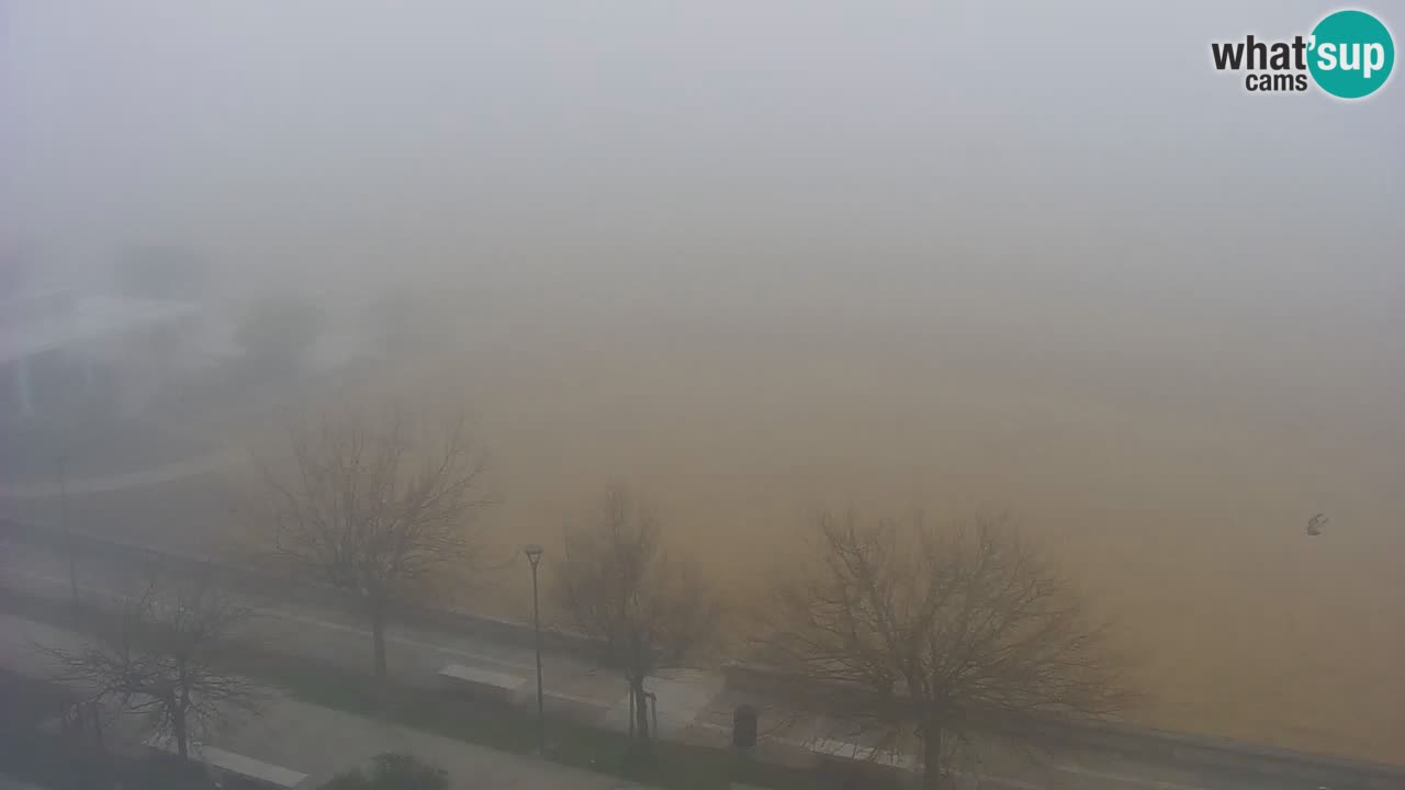 Spletna kamera Bibione plaža – pogled iz Ashanti ApartHotela