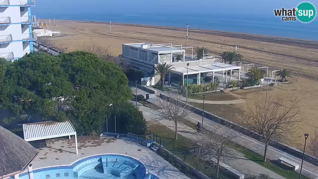 Spletna kamera Bibione plaža – pogled iz Ashanti ApartHotela