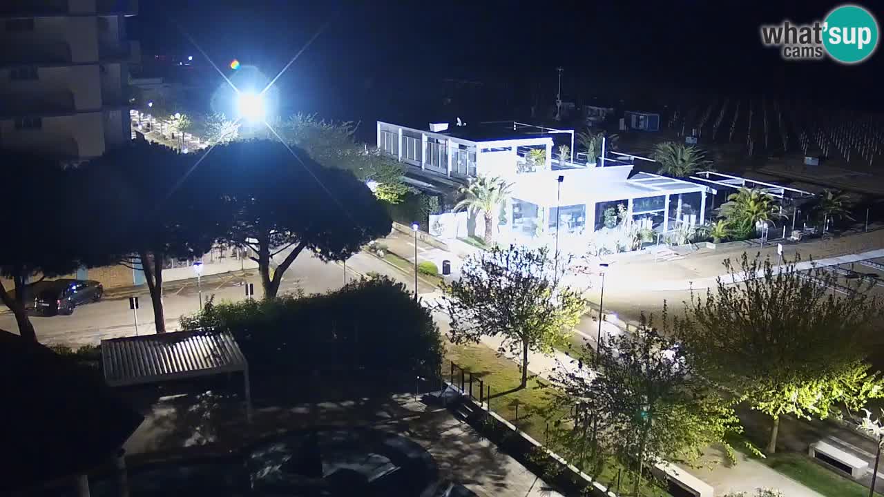 Spletna kamera Bibione plaža – pogled iz Ashanti ApartHotela