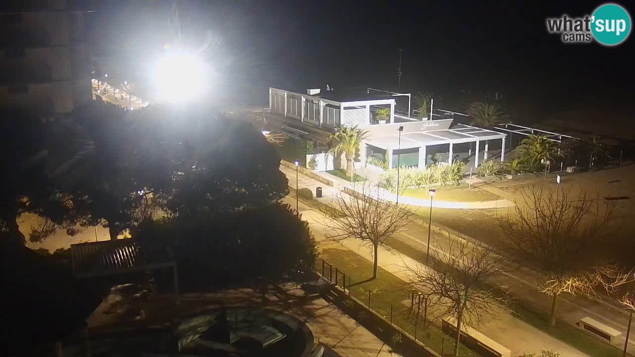 Spletna kamera Bibione plaža – pogled iz Ashanti ApartHotela