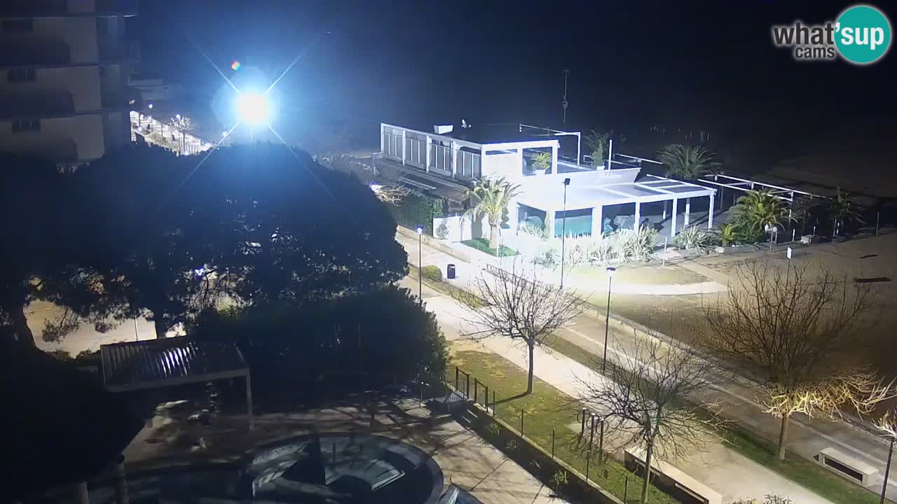 Spletna kamera Bibione plaža – pogled iz Ashanti ApartHotela