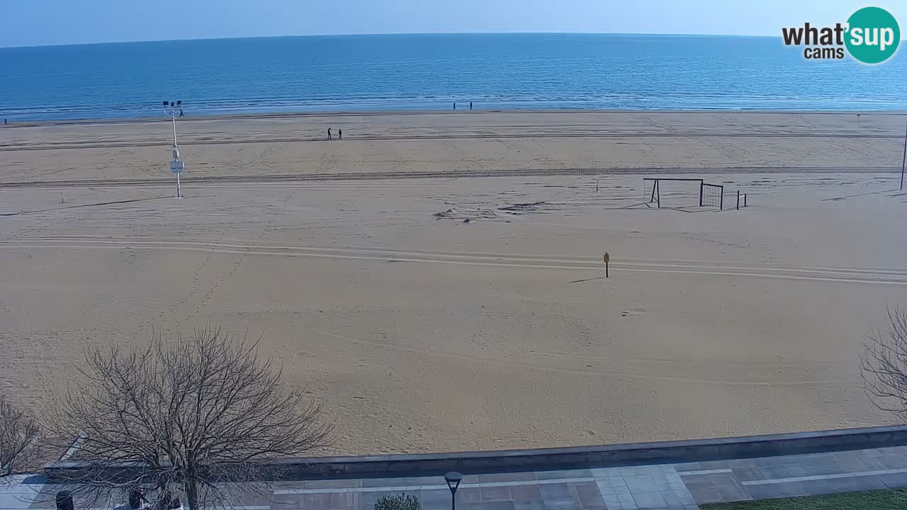 Spletna kamera Bibione plaža – pogled iz Ashanti ApartHotela