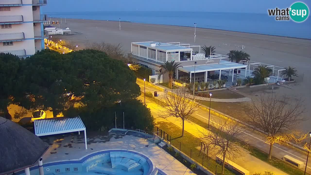 Spletna kamera Bibione plaža – pogled iz Ashanti ApartHotela