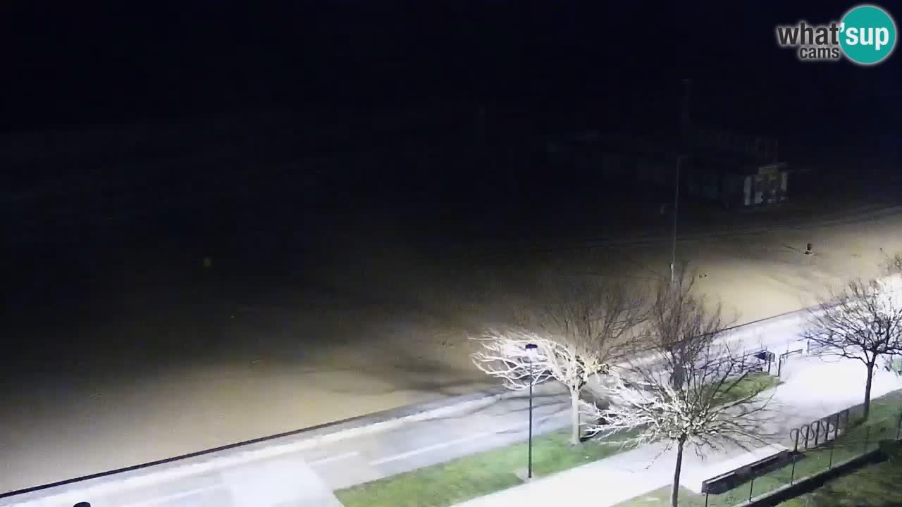 Spletna kamera Bibione plaža – pogled iz Ashanti ApartHotela