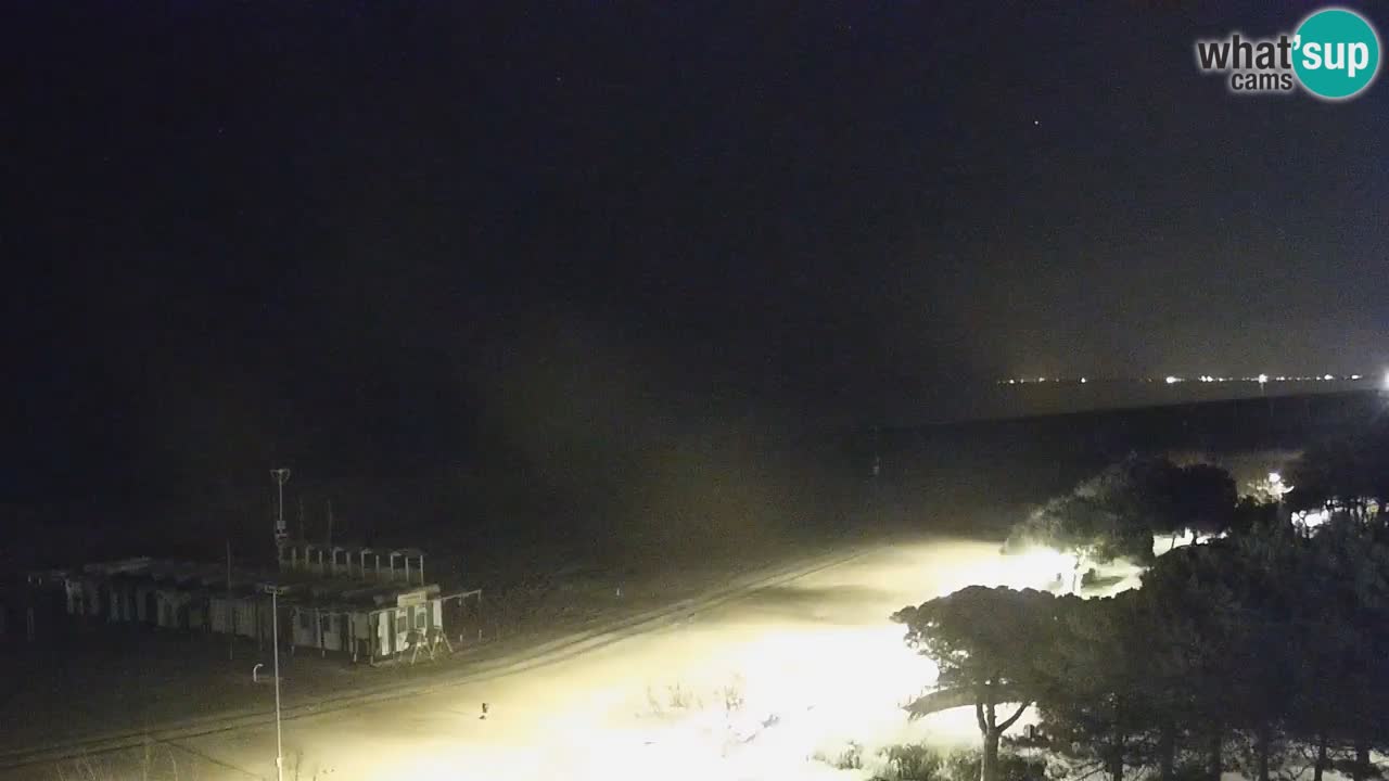 Spletna kamera Bibione plaža – pogled iz Ashanti ApartHotela