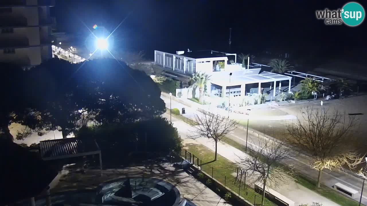 Spletna kamera Bibione plaža – pogled iz Ashanti ApartHotela