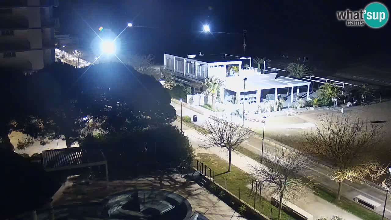 Spletna kamera Bibione plaža – pogled iz Ashanti ApartHotela