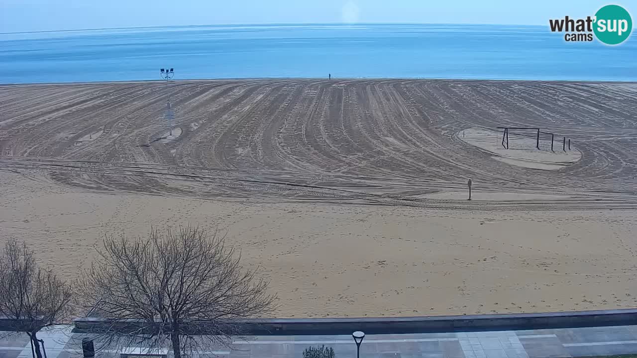Spletna kamera Bibione plaža – pogled iz Ashanti ApartHotela