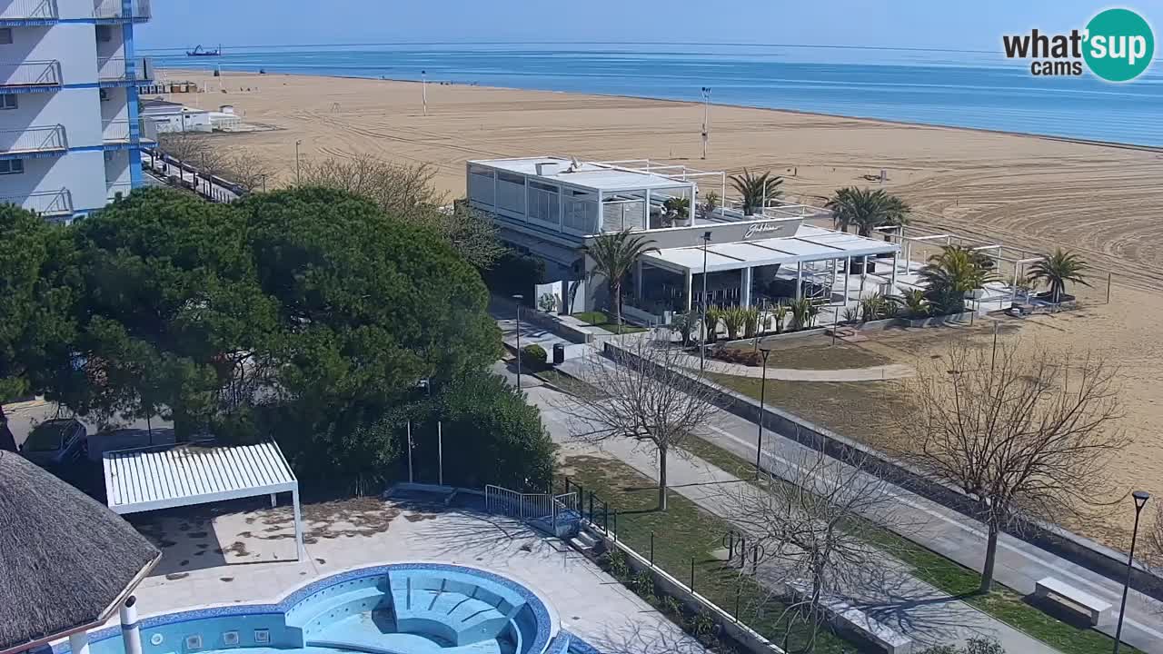 Spletna kamera Bibione plaža – pogled iz Ashanti ApartHotela