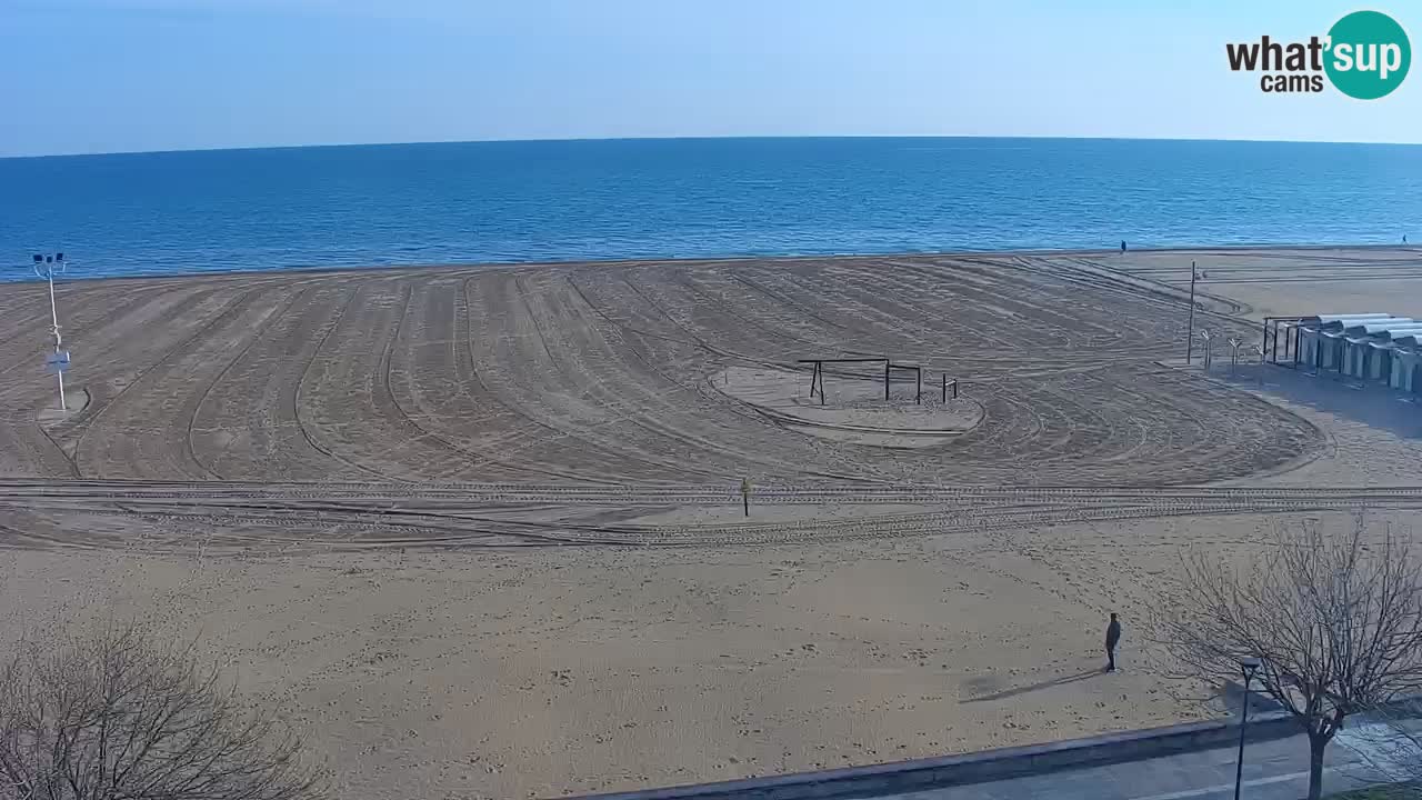 Spletna kamera Bibione plaža – pogled iz Ashanti ApartHotela