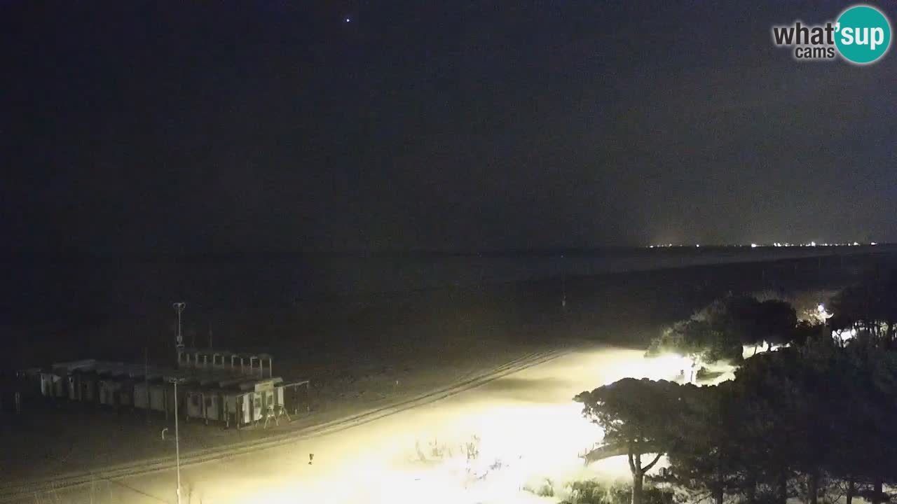 Spletna kamera Bibione plaža – pogled iz Ashanti ApartHotela