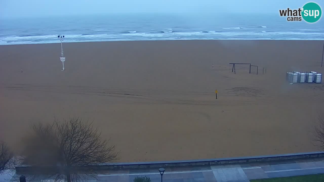 Web kamera Bibione plaža – pogled sa Ashanti ApartHotela