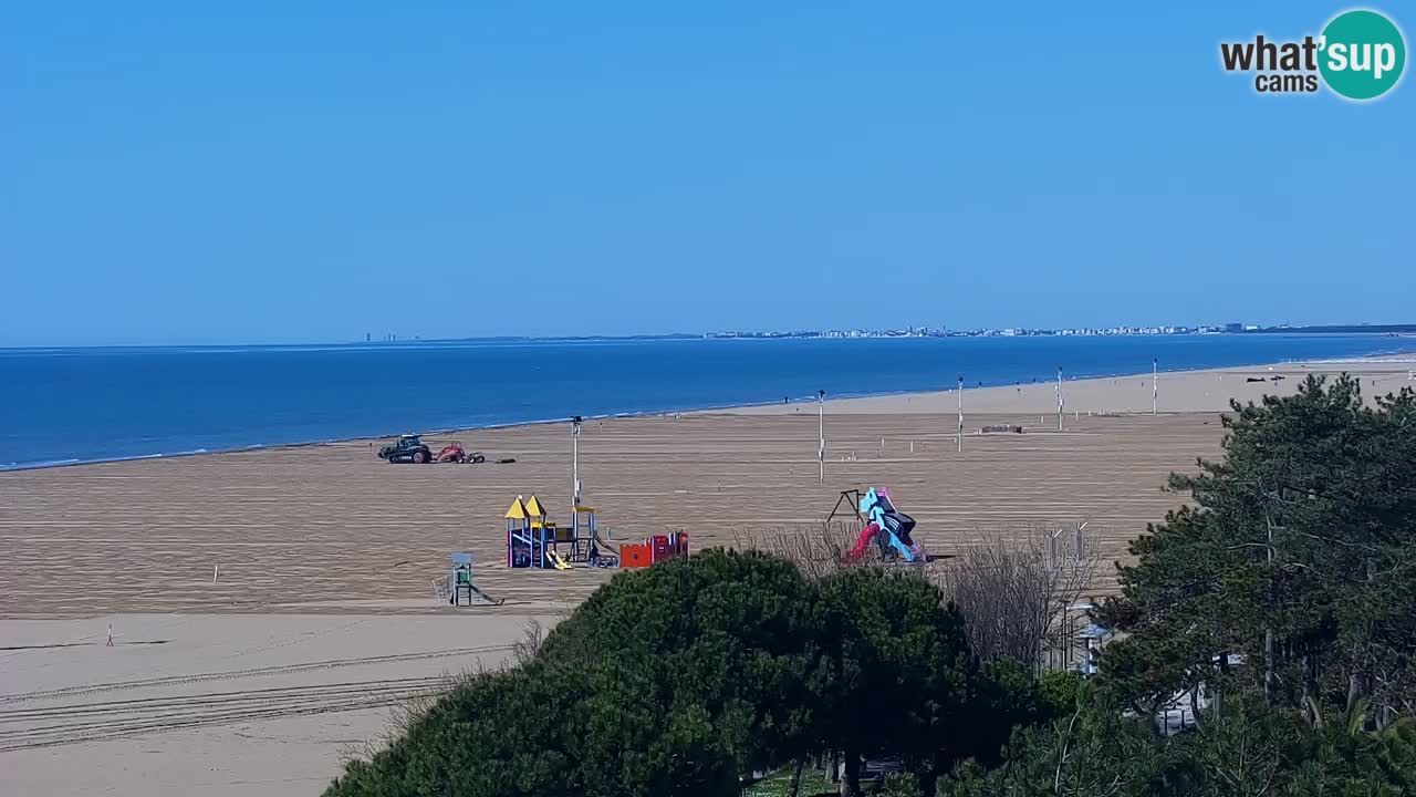 Web kamera Bibione plaža – pogled sa Ashanti ApartHotela