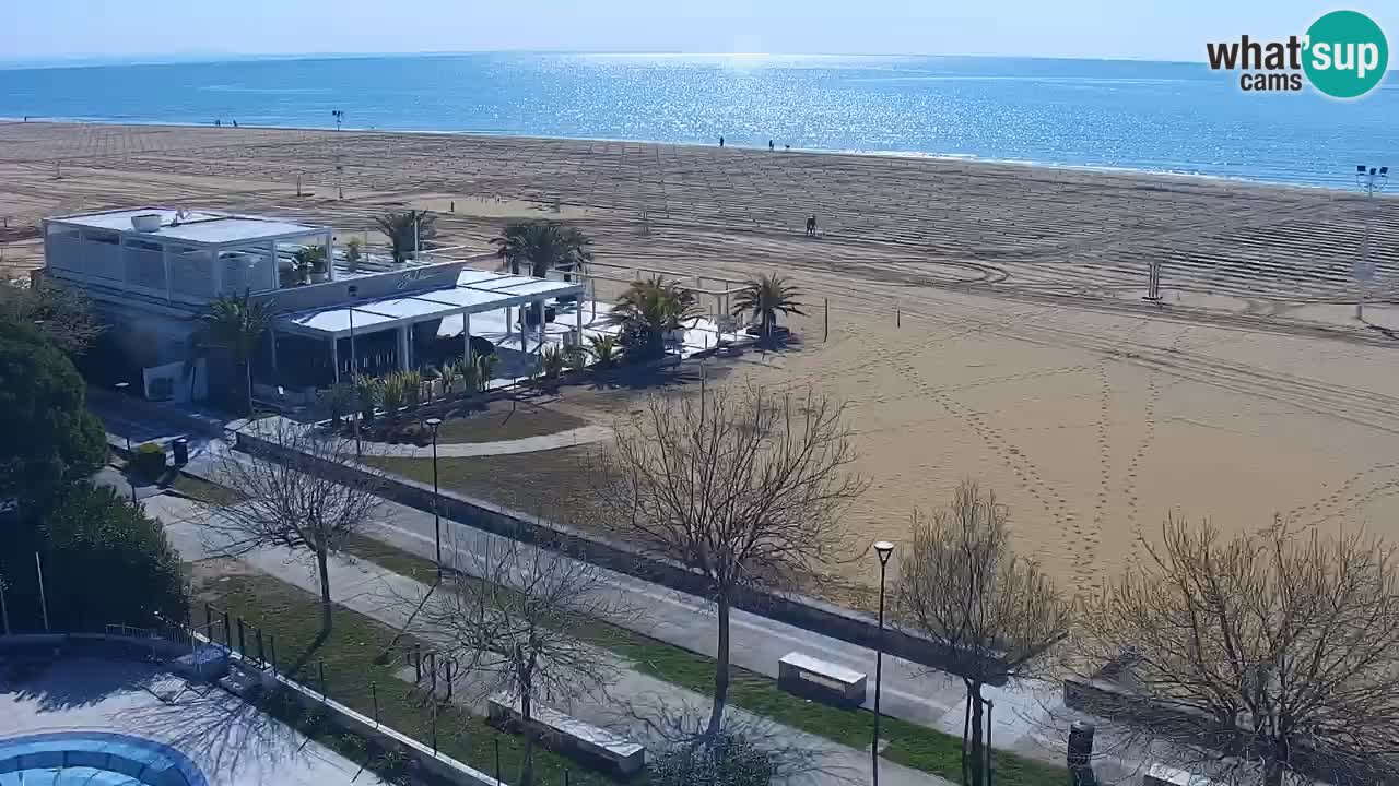 Spletna kamera Bibione plaža – pogled iz Ashanti ApartHotela