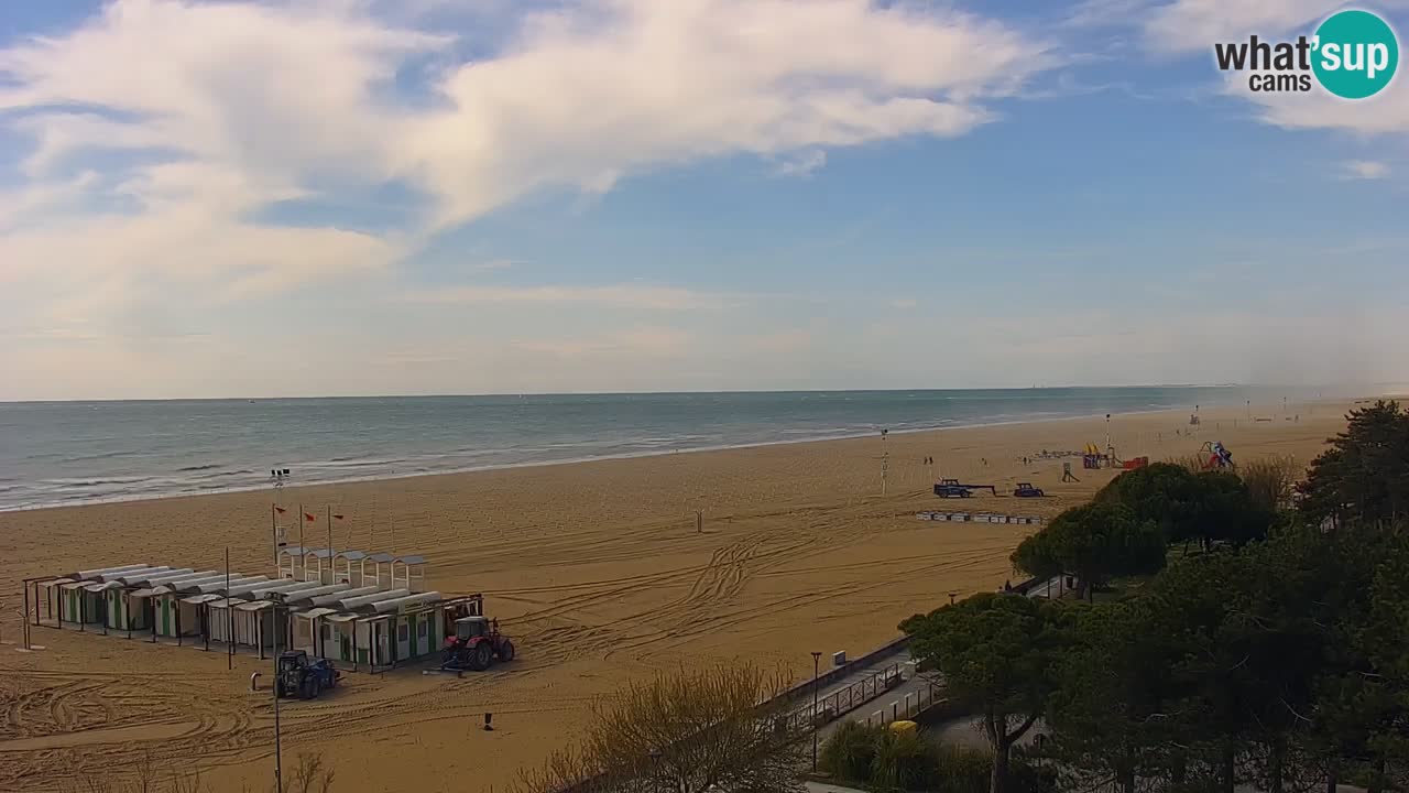 Spletna kamera Bibione plaža – pogled iz Ashanti ApartHotela