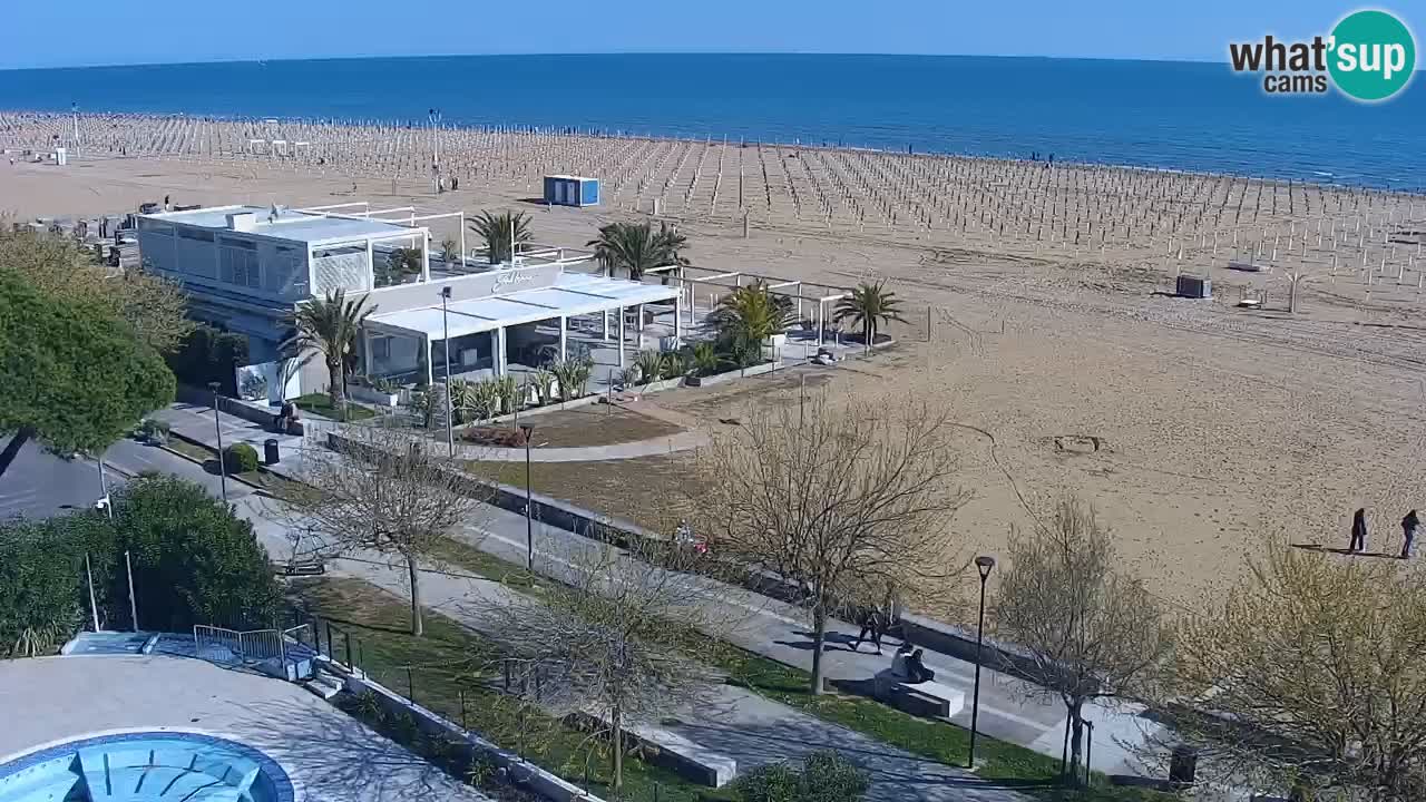 Spletna kamera Bibione plaža – pogled iz Ashanti ApartHotela