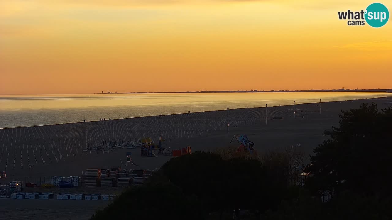 Web kamera Bibione plaža – pogled sa Ashanti ApartHotela