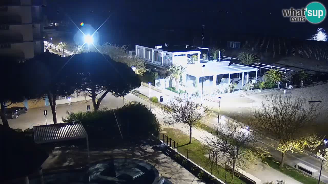 Spletna kamera Bibione plaža – pogled iz Ashanti ApartHotela