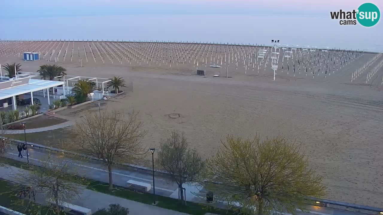 Spletna kamera Bibione plaža – pogled iz Ashanti ApartHotela