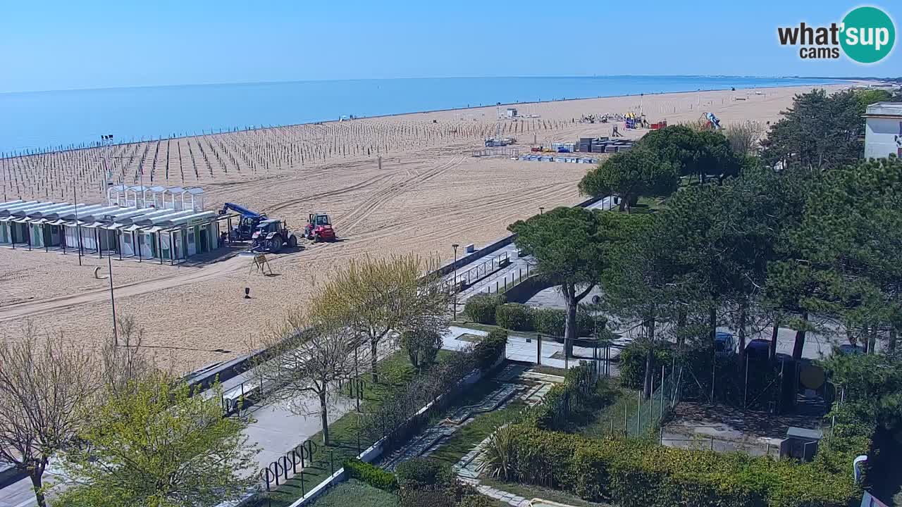 Spletna kamera Bibione plaža – pogled iz Ashanti ApartHotela