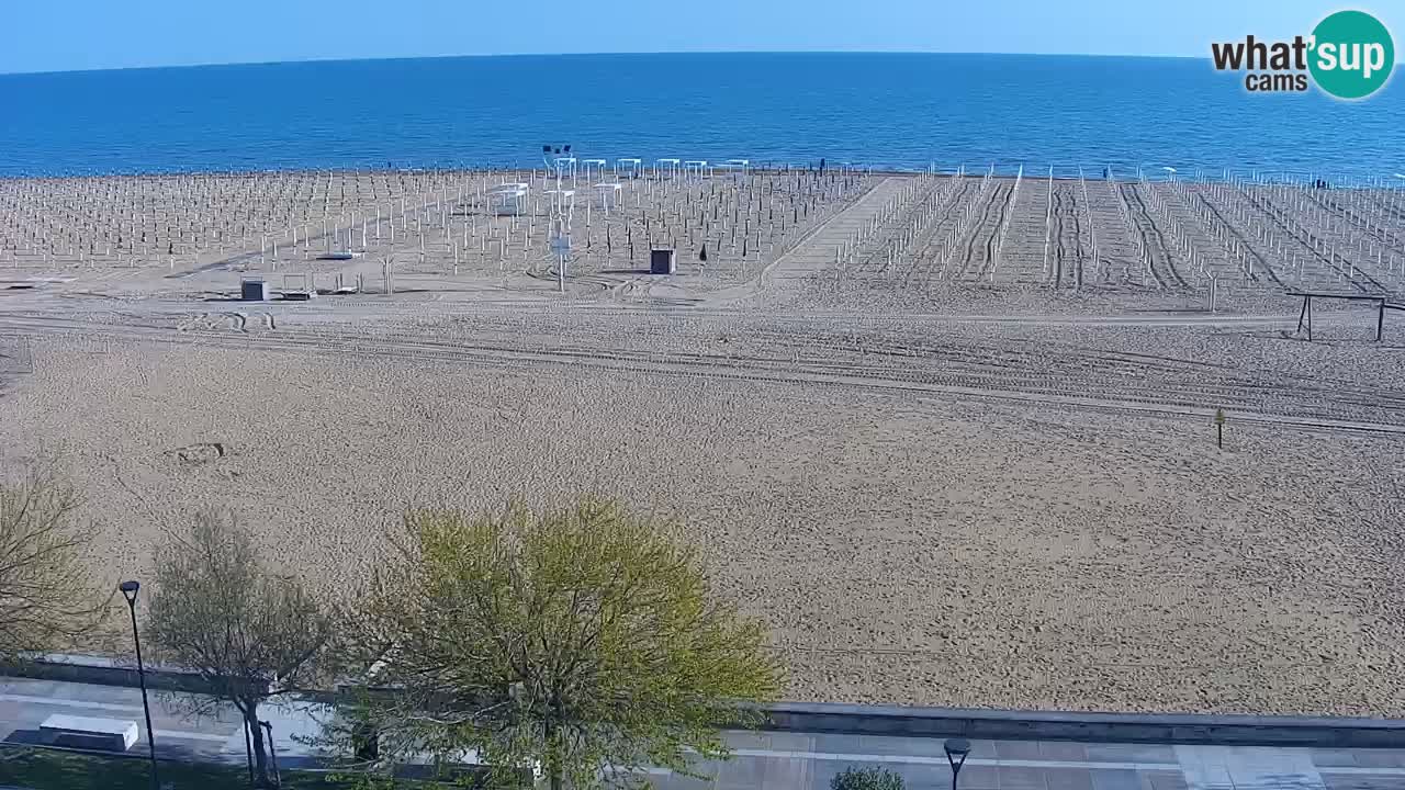 Spletna kamera Bibione plaža – pogled iz Ashanti ApartHotela