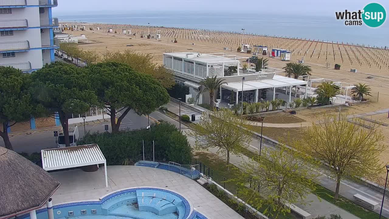 Spletna kamera Bibione plaža – pogled iz Ashanti ApartHotela