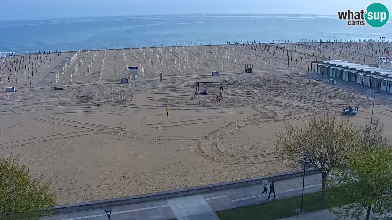 Spletna kamera Bibione plaža – pogled iz Ashanti ApartHotela
