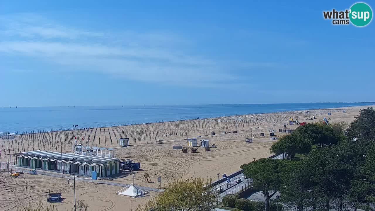 Spletna kamera Bibione plaža – pogled iz Ashanti ApartHotela
