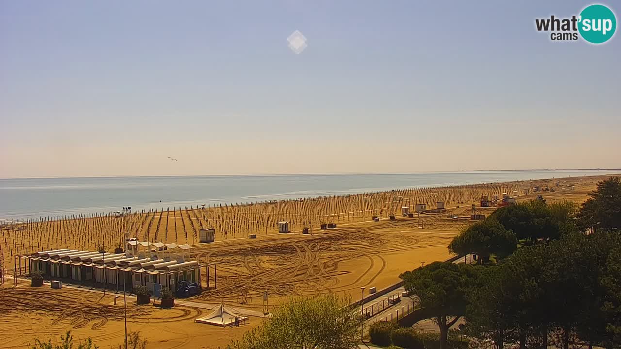 Spletna kamera Bibione plaža – pogled iz Ashanti ApartHotela