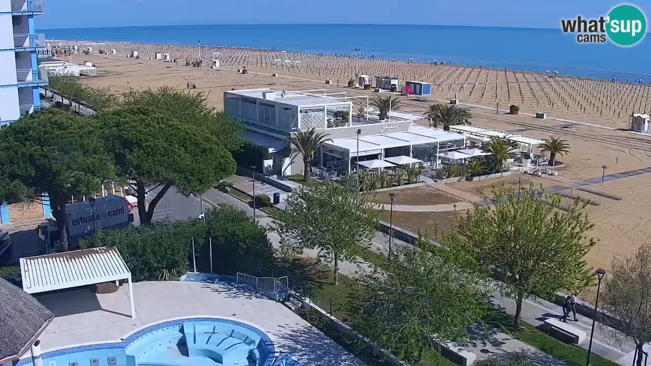 Spletna kamera Bibione plaža – pogled iz Ashanti ApartHotela