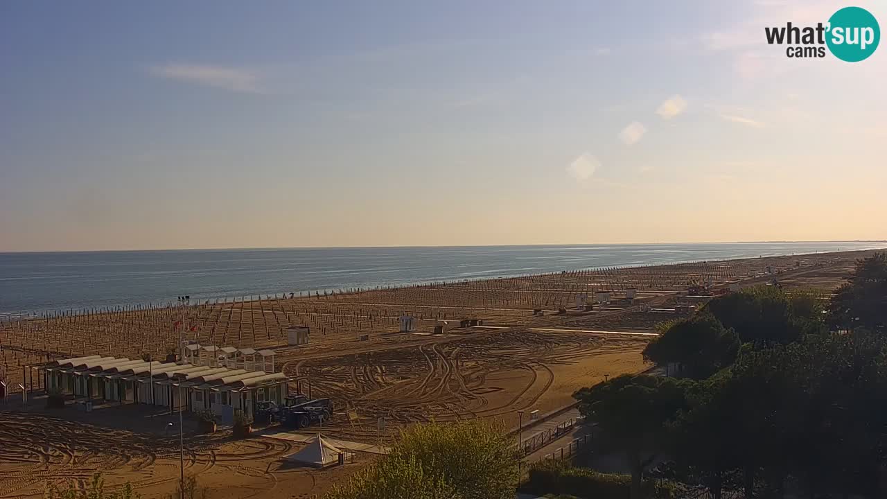 Spletna kamera Bibione plaža – pogled iz Ashanti ApartHotela