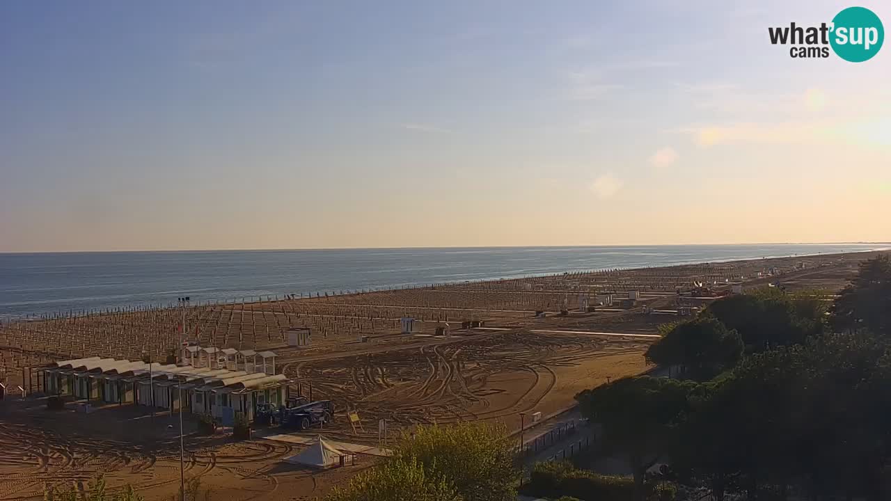 Spletna kamera Bibione plaža – pogled iz Ashanti ApartHotela