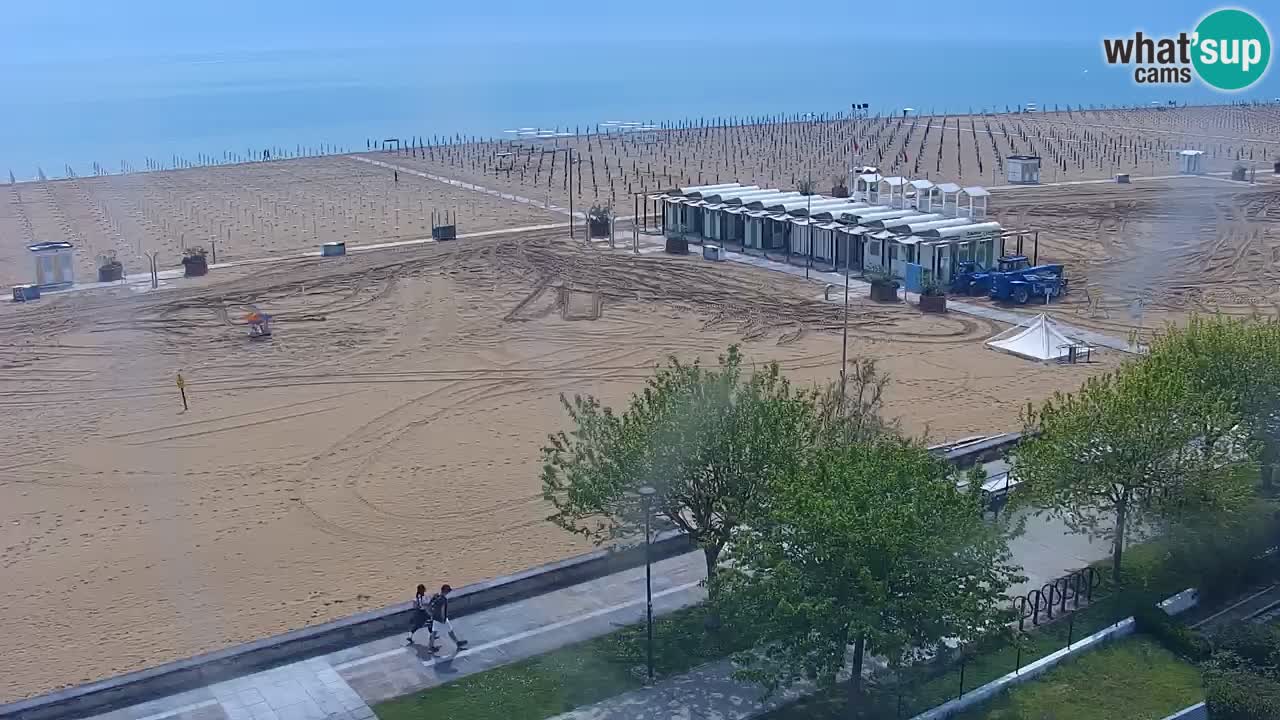 Spletna kamera Bibione plaža – pogled iz Ashanti ApartHotela