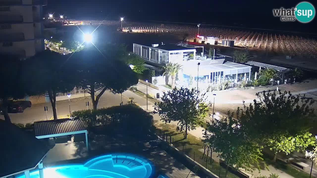 Spletna kamera Bibione plaža – pogled iz Ashanti ApartHotela