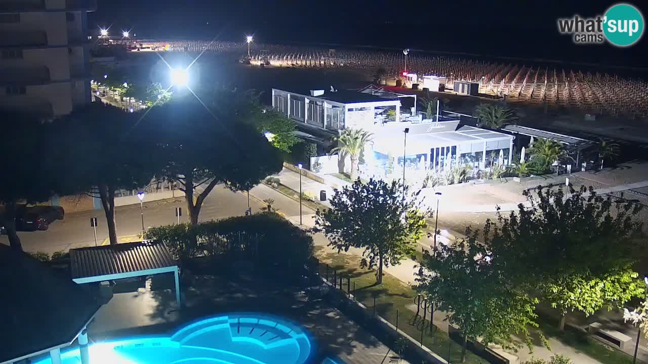 Spletna kamera Bibione plaža – pogled iz Ashanti ApartHotela