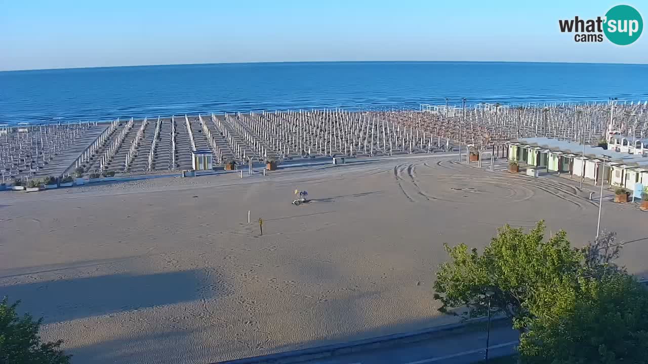 Spletna kamera Bibione plaža – pogled iz Ashanti ApartHotela
