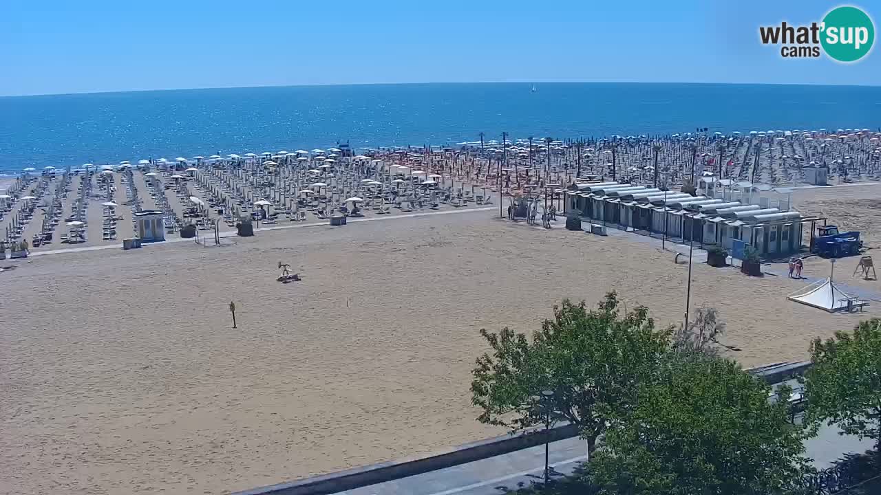 Spletna kamera Bibione plaža – pogled iz Ashanti ApartHotela